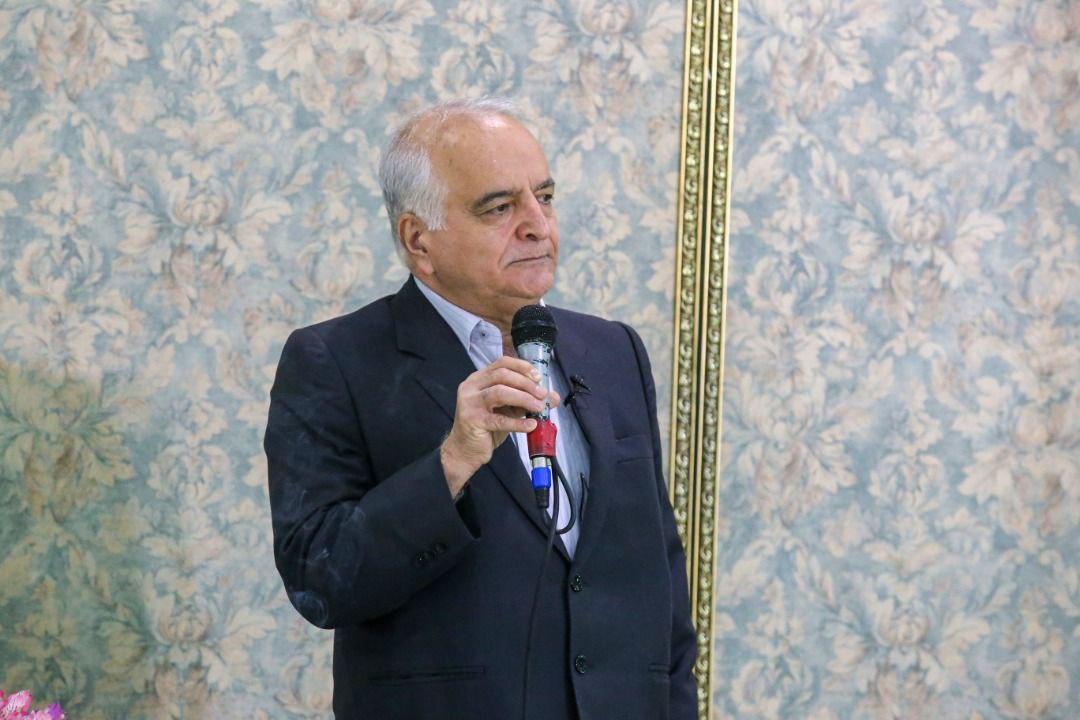 اولین همایش تجلیل از متخصصان کودک پیشکسوت استان اصفهان اولین همایش تجلیل از متخصصان کودک پیشکسوت استان اصفهان